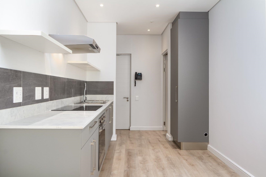 To Let 1 Bedroom Property for Rent in Foreshore Western Cape